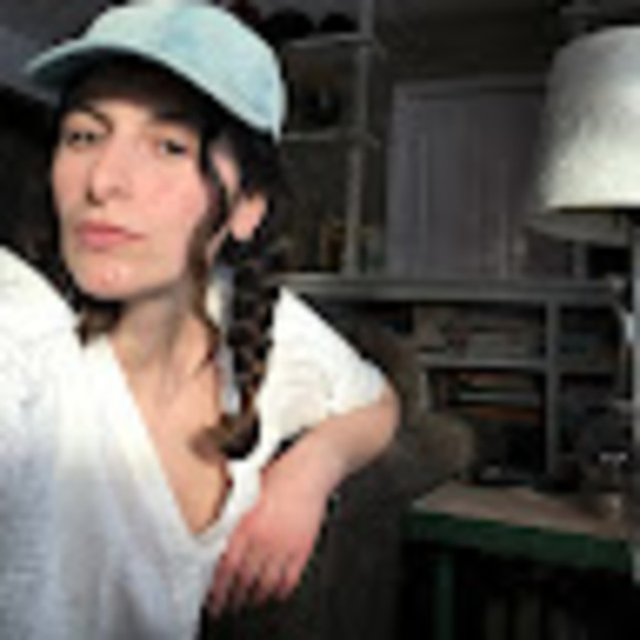 Meet your Posher, Nicole palmer vlogs - Picture 1 of 1